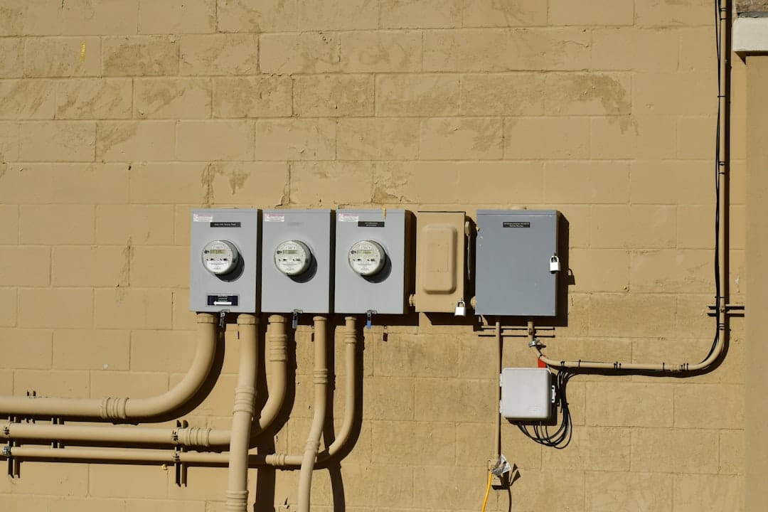 鋰電池堆高機暗藏危機？安檢真相大公開！