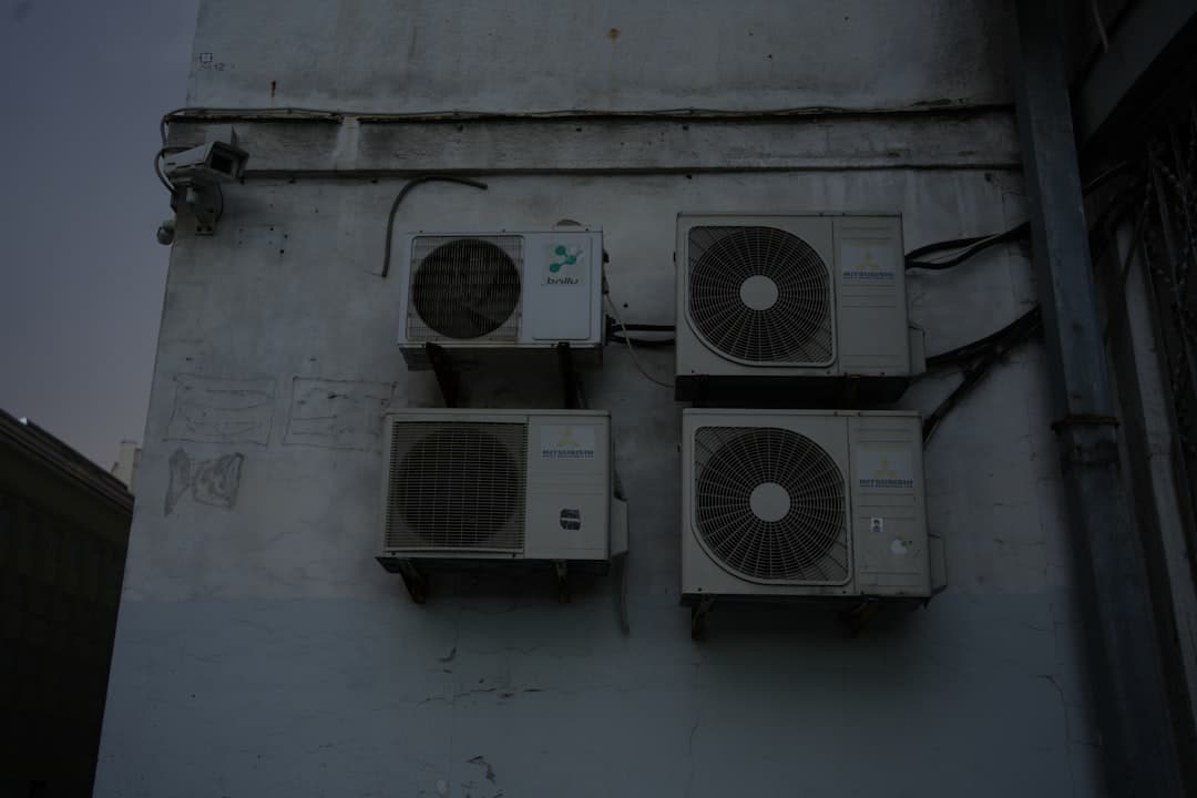 ## 電動堆高機秘辛！這樣保養，老闆絕對愛死你！